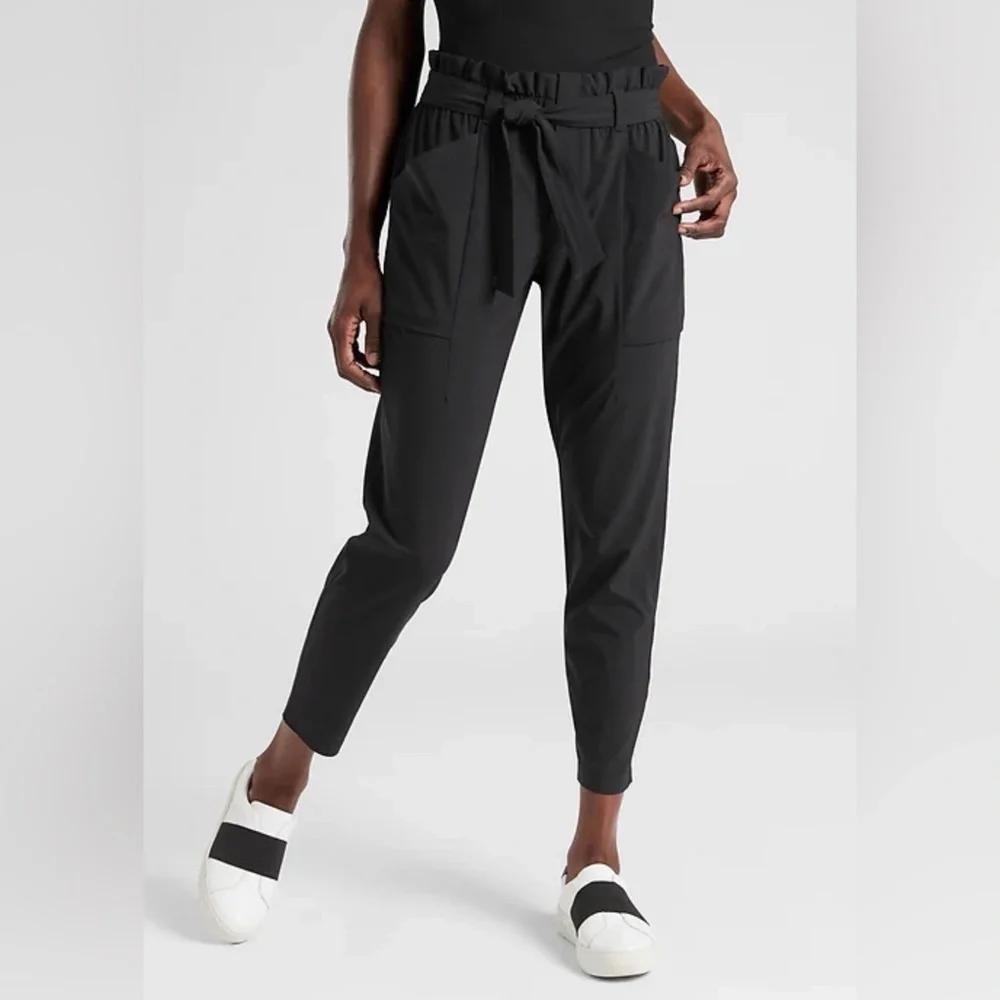 Athleta Skyline Pant Charcoal Gray Size 16 Paper Bag Waist Travel Utility